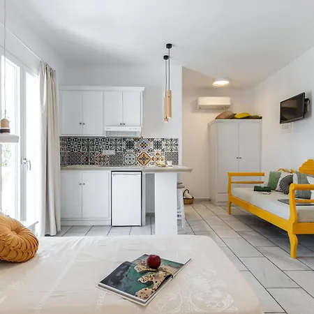 Hotel apartamentowy Birbas Agia Anna (Naxos)